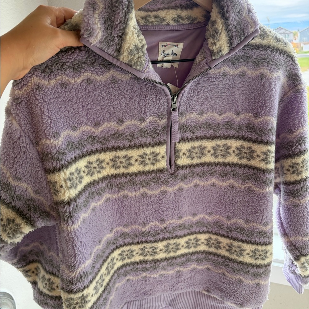 Hippie Rose Lavender and Cream Patterned Cowl‎ Sweater - Picture 2 of 4